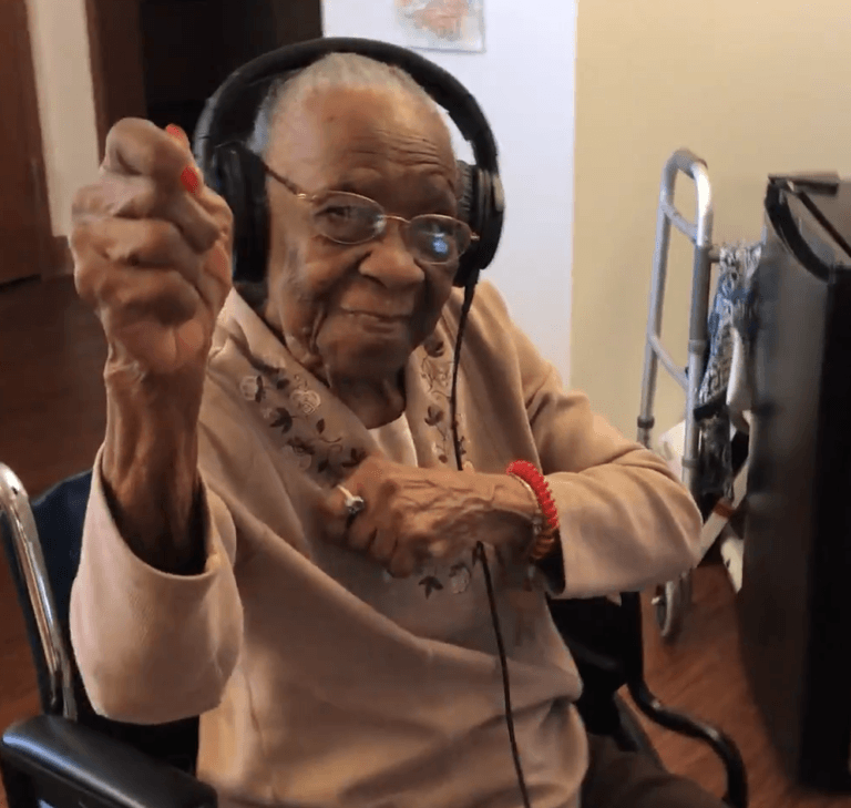 New Technology Keeps The Music Playing, Improves Emotional Wellbeing for Jewish Home Residents